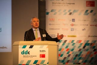 Berufsbilder und Qualifikationen werden von den Verbänden kontinuierlich den Anforderungen der Unternehmen angepasst, erläuterte Dr. Paul Albert Deimel, BVDM.