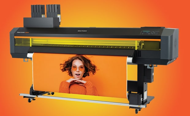 Großformat-Digitaldruck: 64-Zoll-Rolle-zu-Rolle-LED-UV-Drucker XpertJet 1682UR von Mutoh Europe