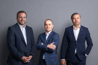 Philipp Zimmermann (CEO, links), Markus Dörr (CFO, Mitte) und Thomas Potzkai (CTO, rechts) bilden das neue Führungsteam bei Koenig & Bauer Digital & Webfed.