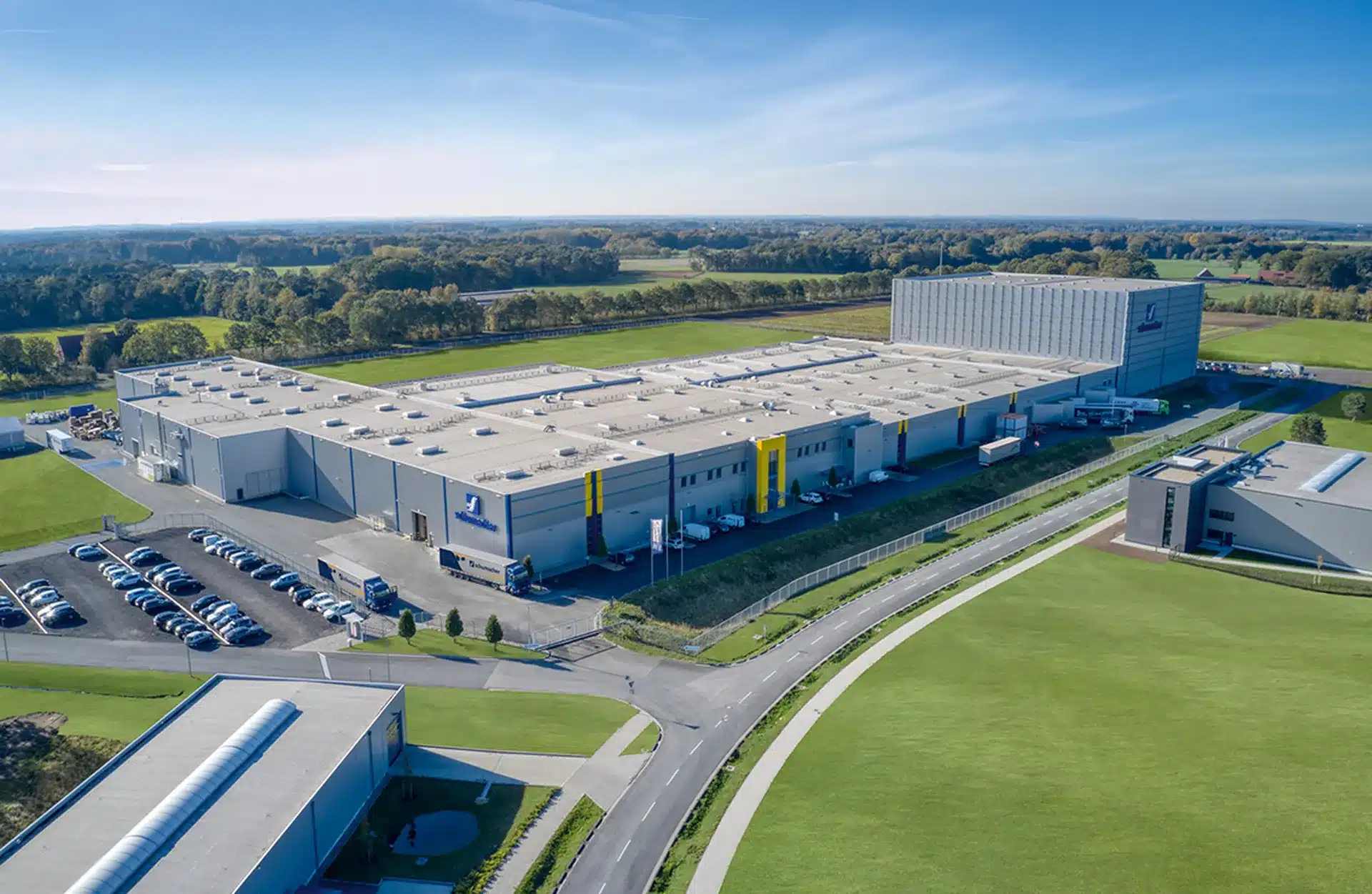 Der europaweit agierende Verpackungsspezialist Schumacher Packaging sieht seine Zukunft nur in einem größeren Unternehmenskonstrukt. Im Bild das Werk in Greven am Niederrhein.