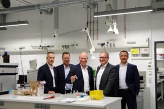 Heidelberger Druckmaschinen trifft Fogra: Stefan Aumüller, Sascha Knabe, Dr. Eduard Neufeld, Dr. David Schmedding und Frank Kropp (von links nach rechts).