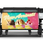 Der Epson SureColor S7100 (SC-S7100) ist der neueste Epson 64-Zoll-Großformatdrucker für den Einsatz in Signage Applikationen.